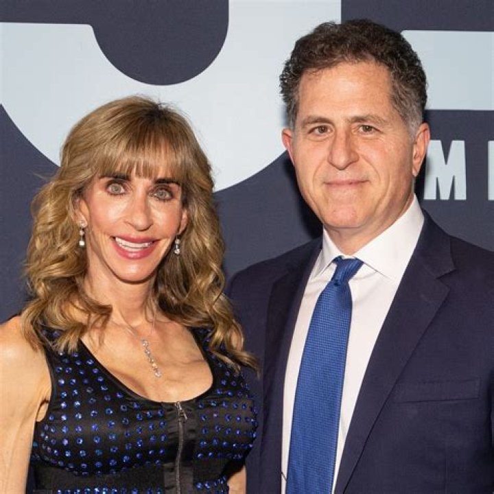 Chip Bergh Wiki, Bio, Wife, Children, Levi Strauss CEO, Net Worth, Age