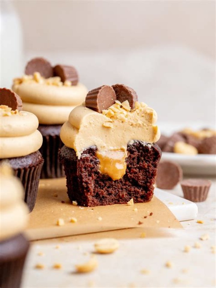 Chocolate Peanut Butter Cupcakes - Celebrating Sweets