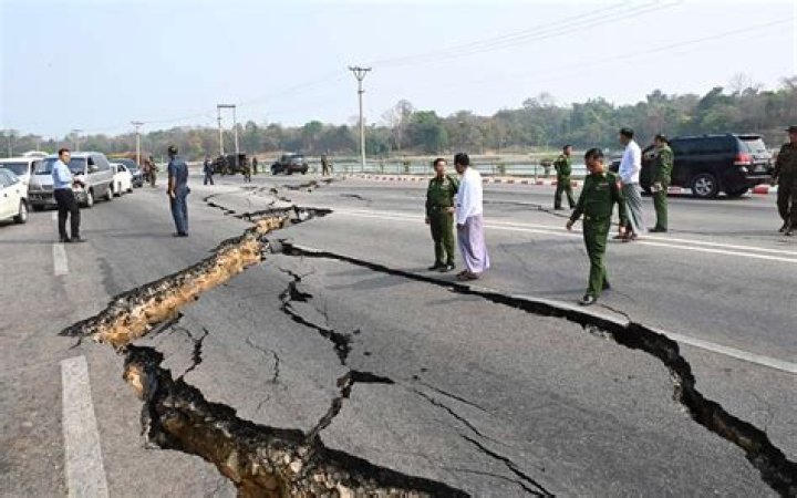 Delhi Earthquake: 6.4 Magnitude Quake Hits Nepal, Strong Tremors Felt - SarkariResult
