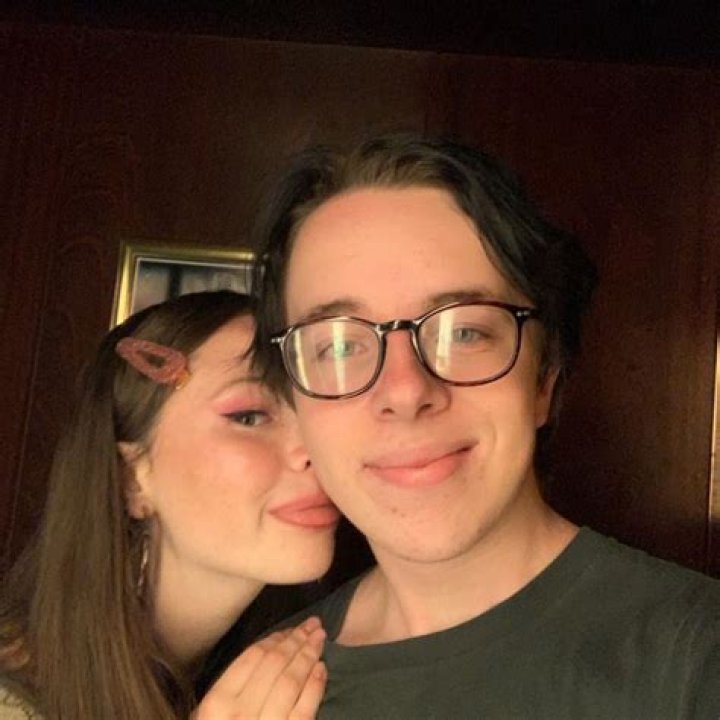 Ed Oxenbould Dating, Girlfriend, Net Worth, Facts, Wiki-Bio