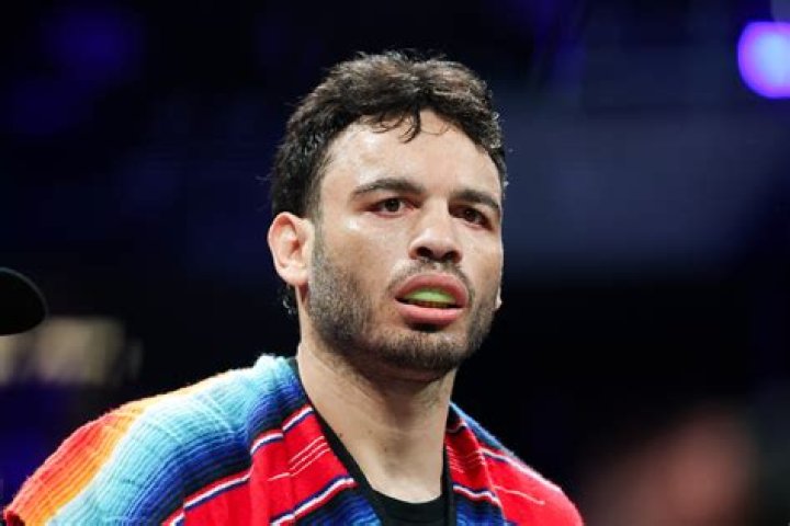 Has Julio Cesar Chavez Jr Been Arrested? Why was Julio Cesar Chavez Jr Arrested? What Allegations Surround Julio Cesar Chavez Jr? - SarkariResult
