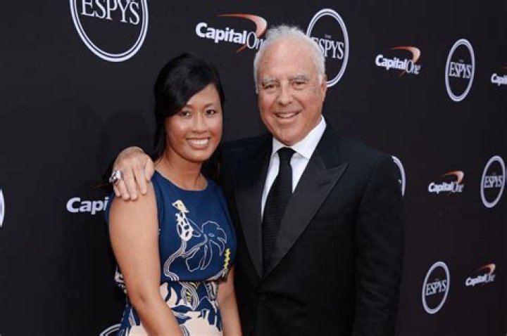 Jeffrey Lurie Net Worth: Details About Films, Age, Assets, Wife, Income - SarkariResult