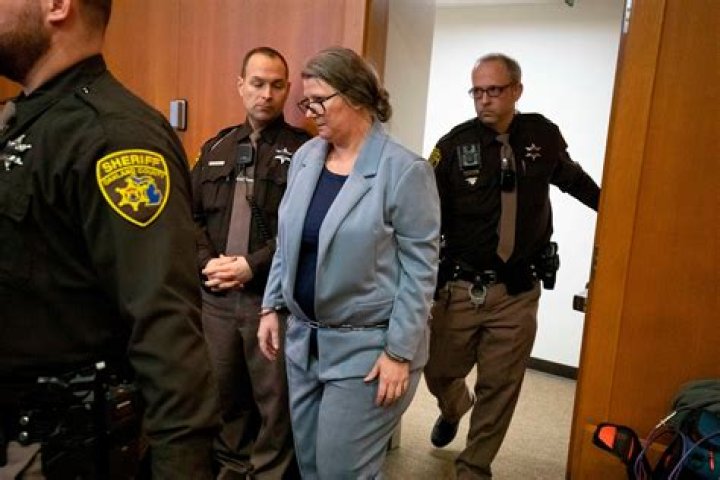 Jennifer Crumbley Mugshot: Jennifer Crumbley found guilty in landmark mass shooting - SarkariResult