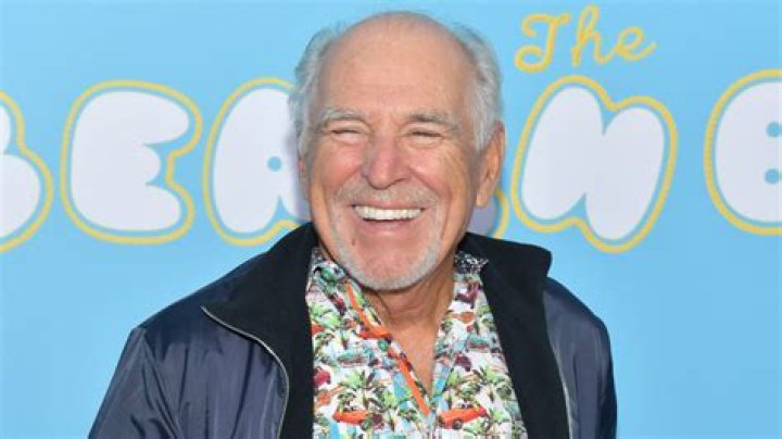 Jimmy Buffett's Cause of Death : Revealed as Merkel Cell Skin Cancer - SarkariResult