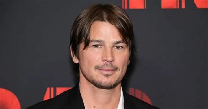 Josh Hartnett Height, Weight, Body Measurements, Shoe Size
