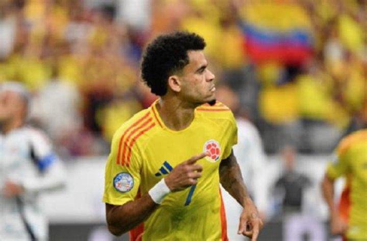 Juan Cuadrado: Delving into the Ascent of the Colombian Football Maestro - SarkariResult