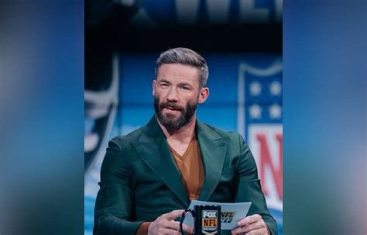Julian Edelman's Height: Revealing the Stature of an NFL Icon - SarkariResult
