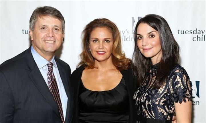 Michelle Charlesworth Bio, Wiki, Age, Height, Net Worth, Career, Parents, Family