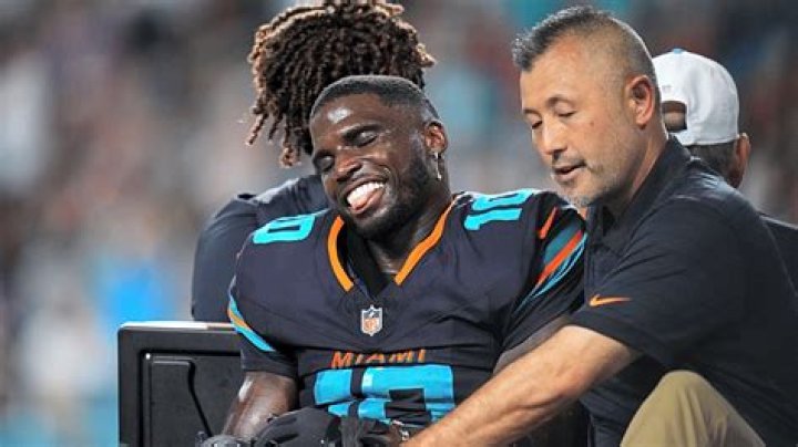 Tyreek Hill Injury Update: Did Tyreek Hill Get Hurt? What Happened To Him? - SarkariResult